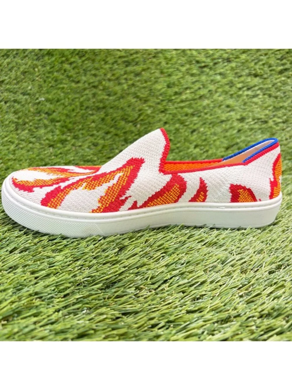 Rothy's The Kids Flame Fire Boys Size 3Y White Red Casual Slip On Flats Shoes